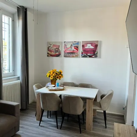 Semesterbostad Casa Adele *